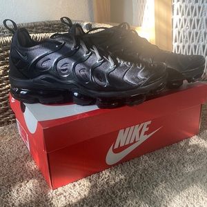 Nike Air VaporMax Plus Never worn
